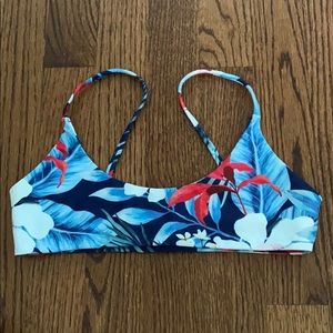 Vaya Island Bikini Top